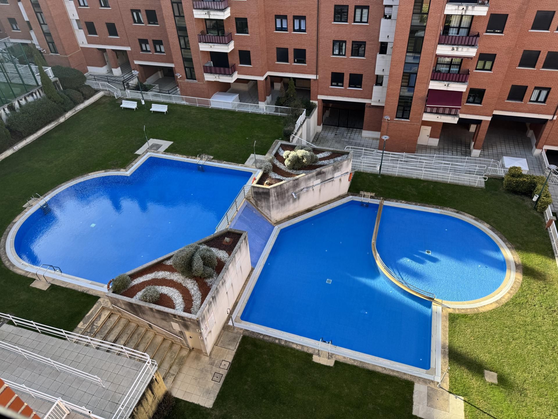 Swimming pool of Flat for sale in Castro-Urdiales  with Heating, Private garden and Parquet flooring
