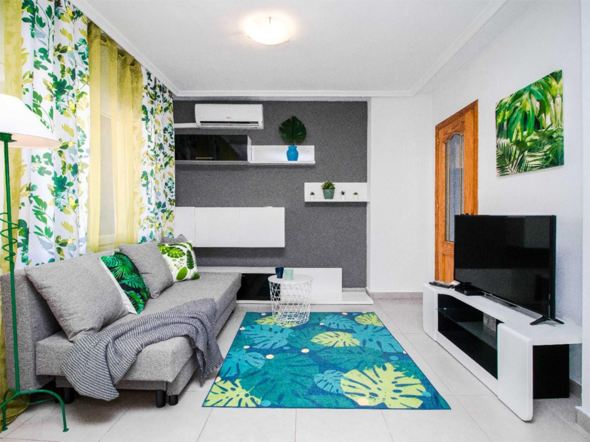 Living room of Flat for sale in Torrevieja  with Air Conditioner and Terrace