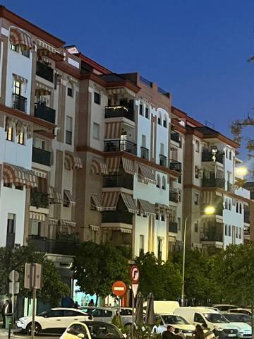 Piso en Venta en Calle Manuel Fuentes "Bocanegra", 11 en Ciudad Jardín - Zoco