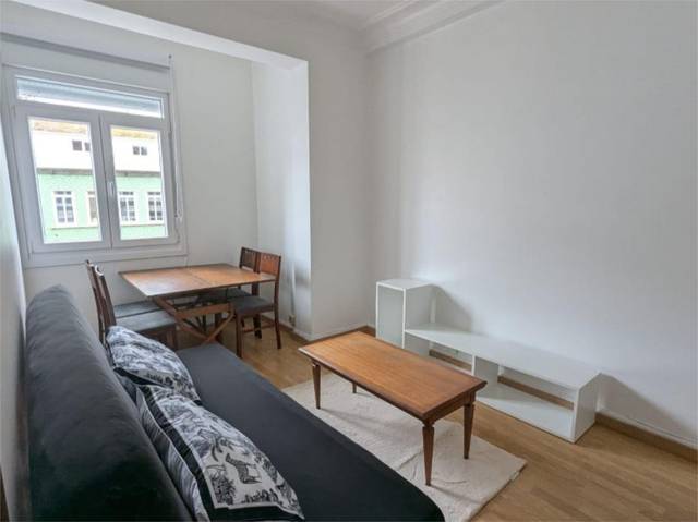 Piso en Alquiler en Praza do Callao, 21 en Centro