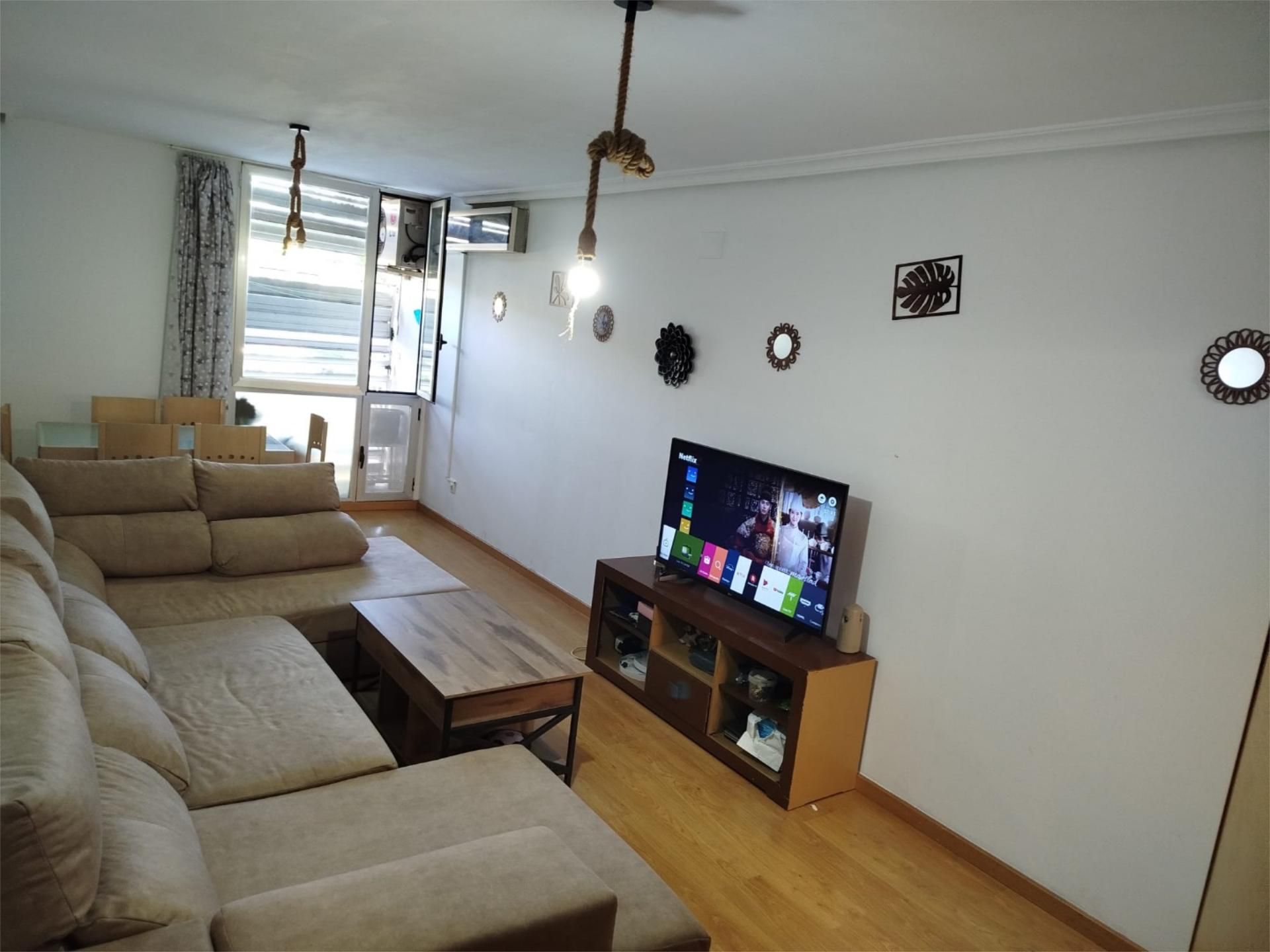 Flat for sale in Calle Ciudad de Wenzhou, 2, Paus - Poligono San Blas Living room of Flat for sale in Alicante / Alacant