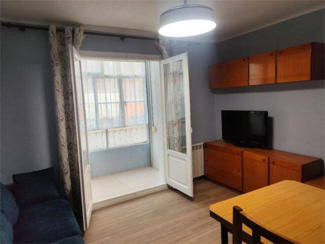 Piso en Alquiler en Ensanche - Fuenfresca