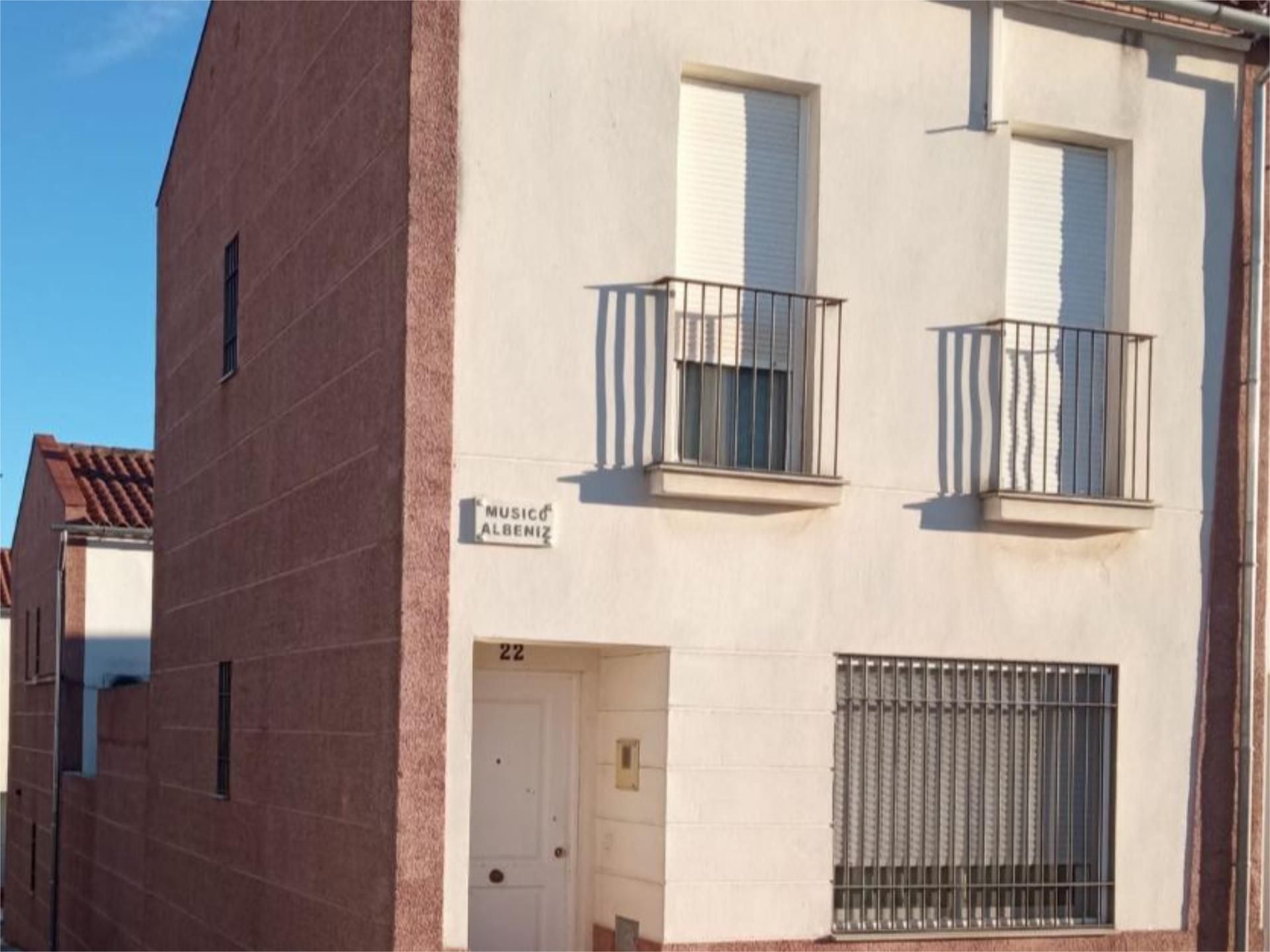 Single-family semi-detached for sale in Musico Albéniz, 22, Villanueva de Córdoba Exterior view of Single-family semi-detached for sale in Villanueva de Córdoba with Air Conditioner, Heating and Balcony