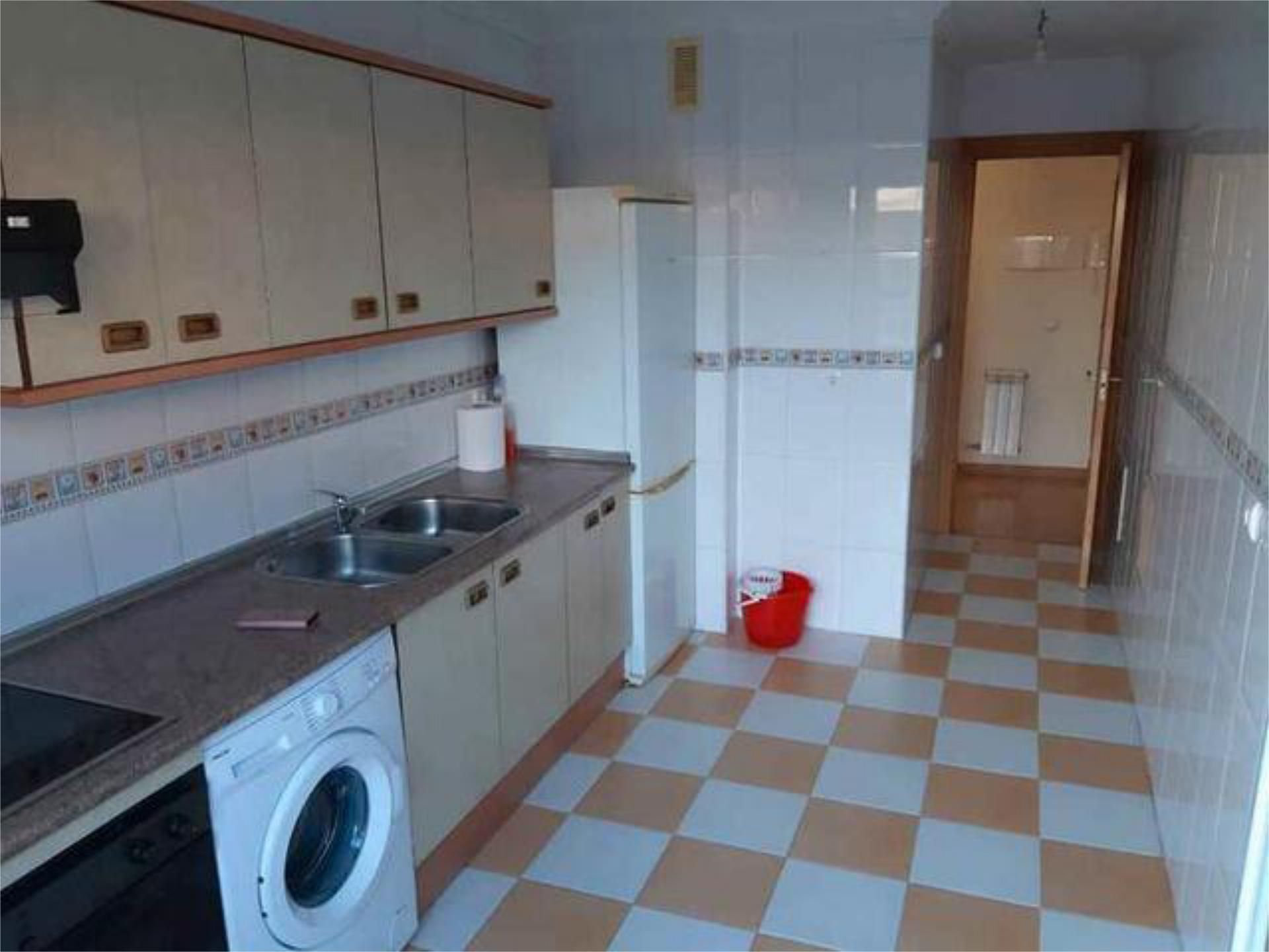 Kitchen of Flat to rent in Zaratán  with Heating, Private garden and Storage room