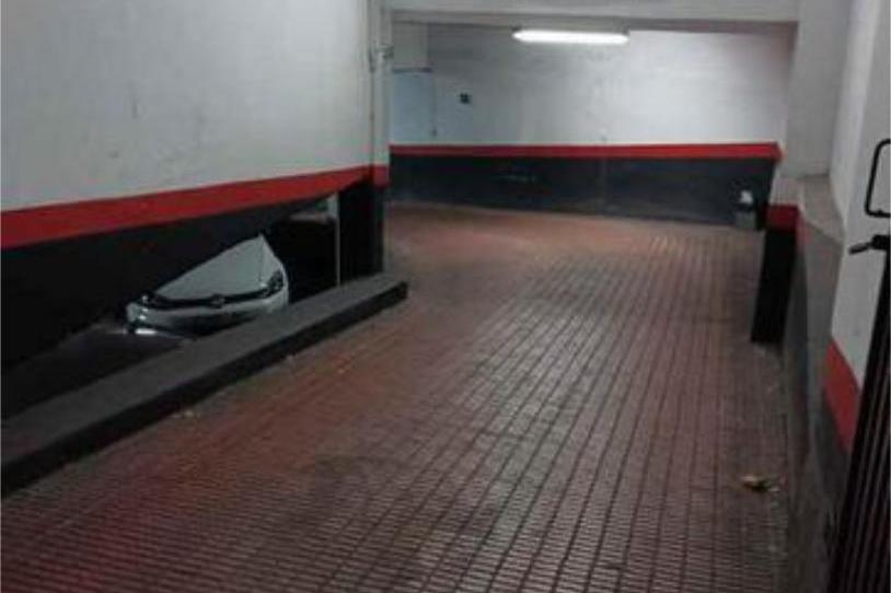 Garage to rent in La Felguera, Asturias - image 1 Photo 1 of Garage to rent in La Felguera, Asturias