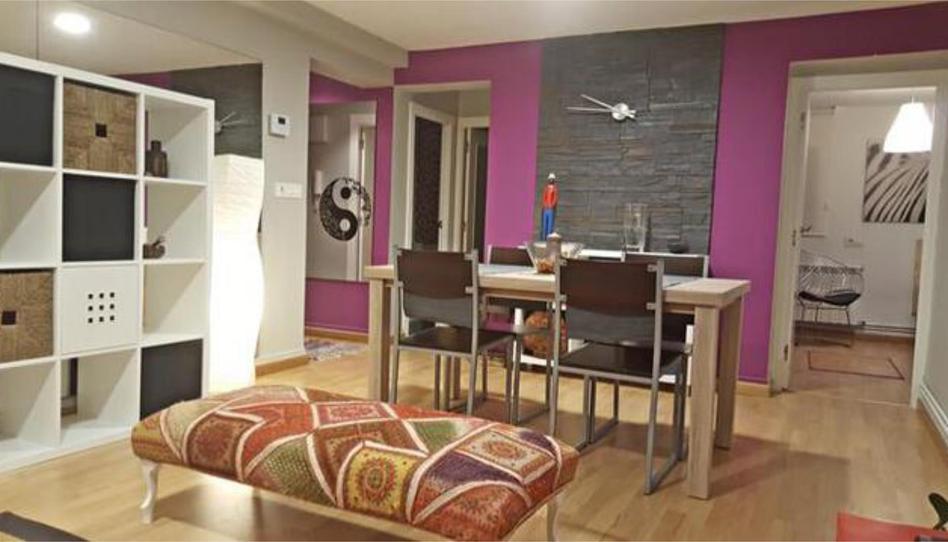 Piso de alquiler en Zona de Plaza de Barcelos, Pontevedra - imagen 1 Foto 1 de Piso de alquiler en Zona de Plaza de Barcelos, Pontevedra