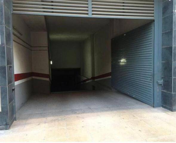 Garaje en Alquiler en Zona Avenida del Mar