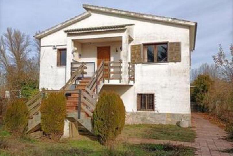 Foto 1 de Casa adosada en venda a Mansilla Mayor, León