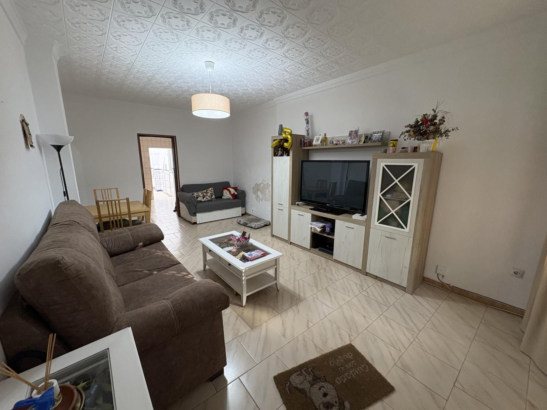 Planta baja for sale in Calle Mariano de Cavia, 34a, San José - San Bernardo Living room of Planta baja for sale in La Línea de la Concepción