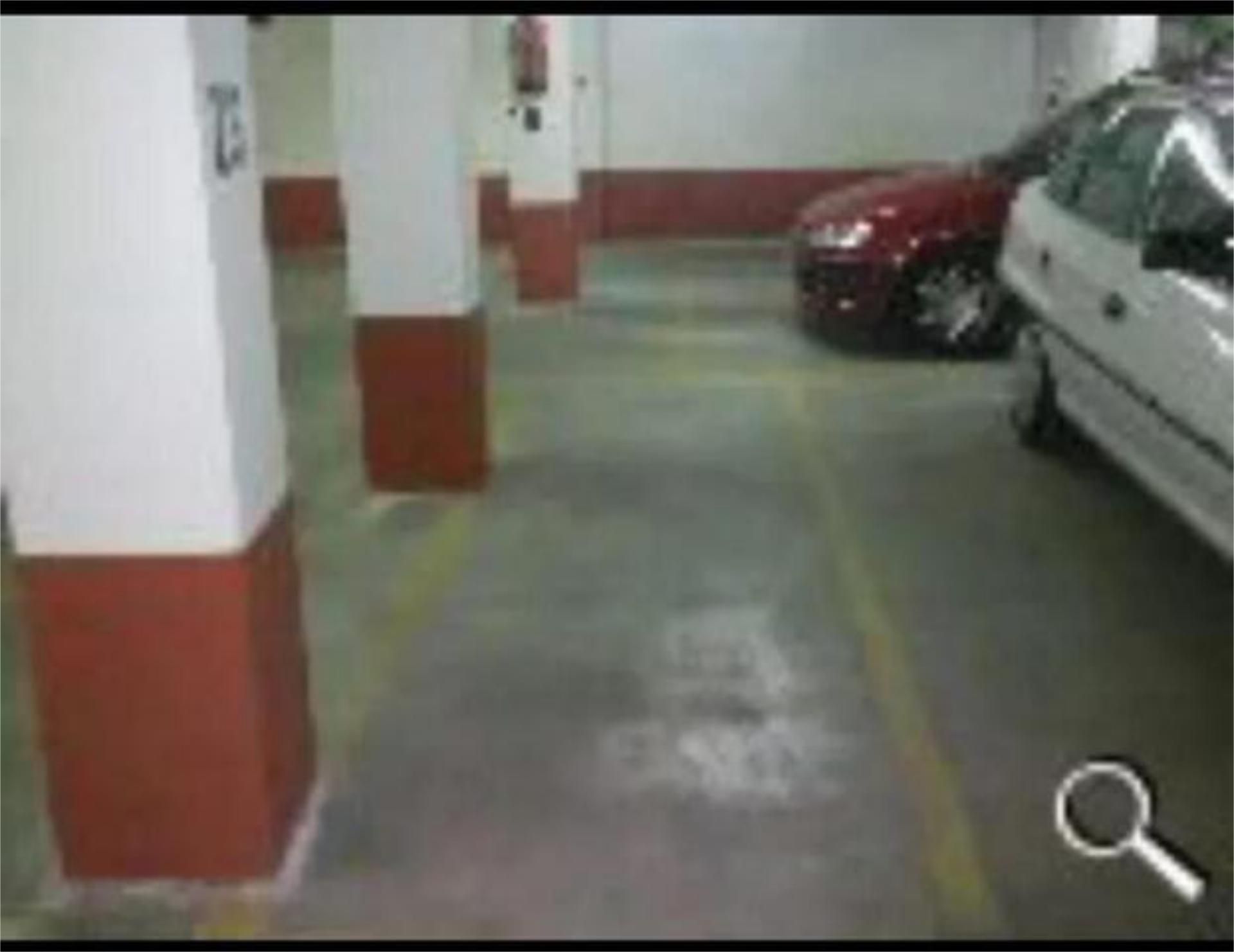 Aparcament de Garatge de lloguer en Parla