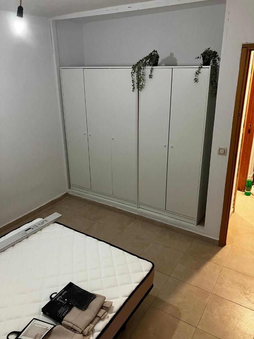 Bedroom of Flat to share in Pilas  with Furnished, Oven and Washing machine