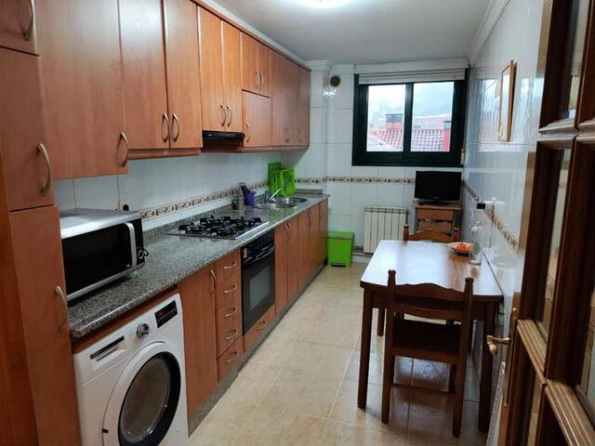 Flat to rent in Castiñeiriño - Cruceiro de Sar Flat to rent in Castiñeiriño - Cruceiro de Sar