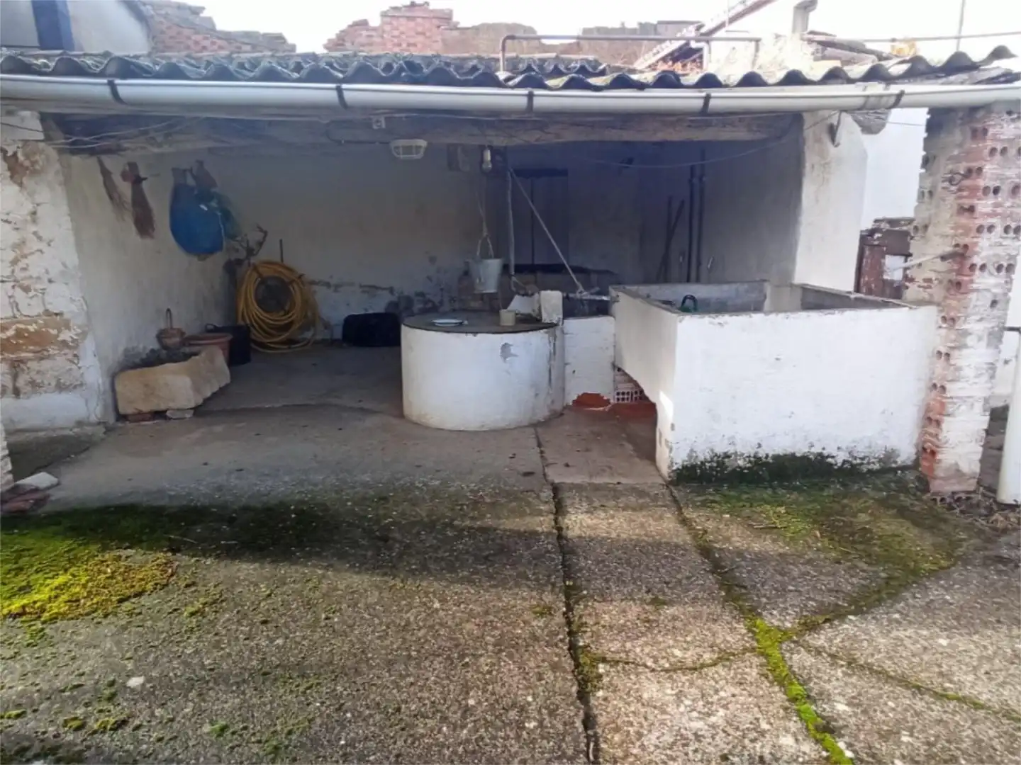 Detached homes for sale in Corrales del Vino
