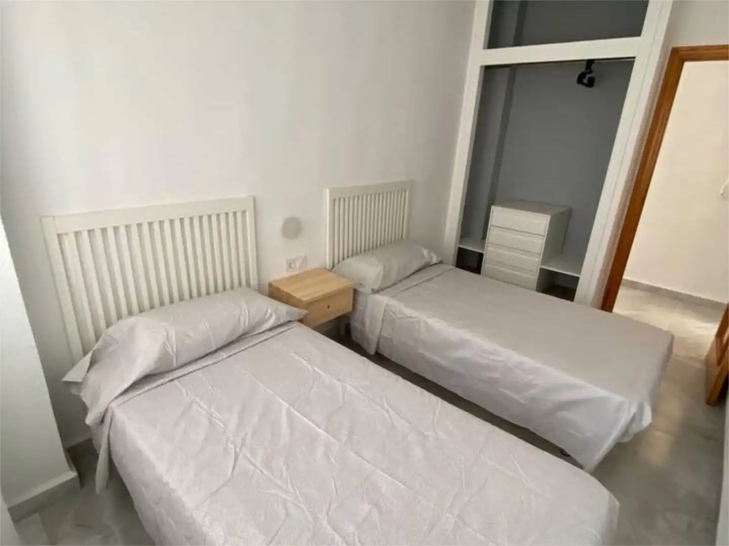 Habitación de Planta baja de alquiler en Pilar de la Horadada con Calefacción, Terraza y Amueblado