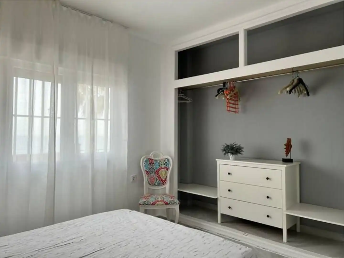 Habitación de Planta baja de alquiler en Pilar de la Horadada con Calefacción, Terraza y Amueblado