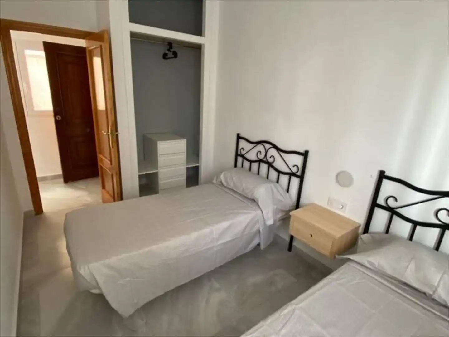 Habitación de Planta baja de alquiler en Pilar de la Horadada con Calefacción, Terraza y Amueblado