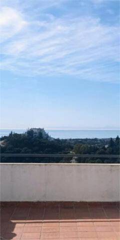 Piso en Alquiler en Altos de Estepona