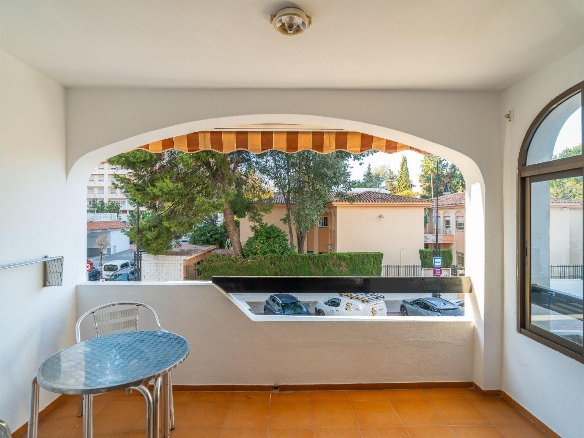 Flat for sale in Calle Feria de Abril, 1, Centro ciudad Balcony of Flat for sale in Fuengirola with Air Conditioner and Terrace