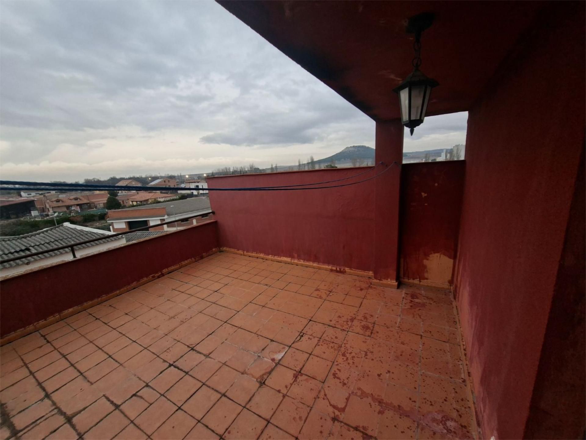 Terrassa de Àtic en venda en Renedo de Esgueva amb Calefacció, Parquet i Terrassa