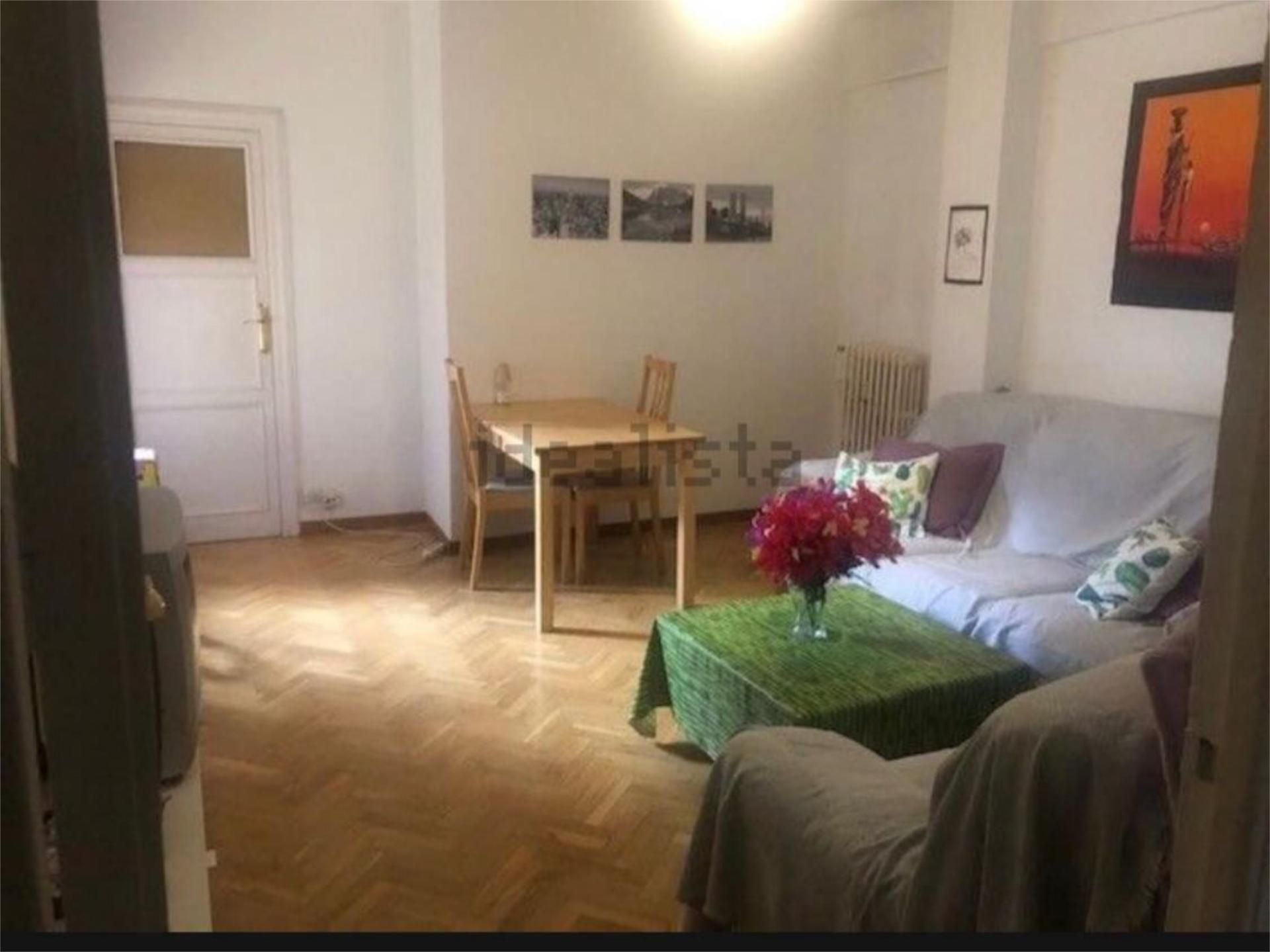 Living room of Flat for sale in  Madrid Capital  with Terrace and Balcony