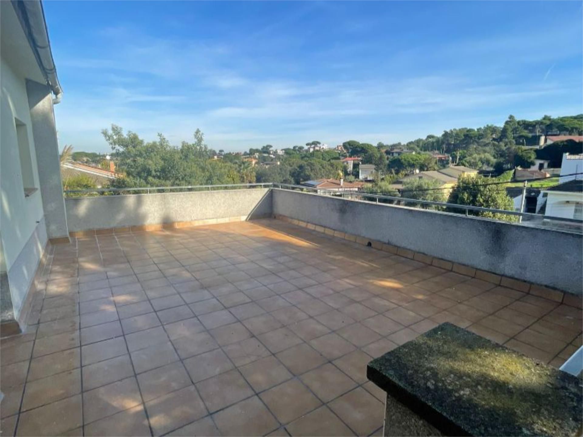 Einfamilien-Reihenhaus miete in Carrer Macanet de la Selva, 25, Sils