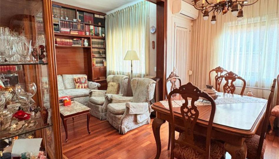 Piso en venta en Carrer D'osona, 7, El Putget i el Farró, Barcelona - imagen 1 Foto 1 de Piso en venta en Carrer D'osona, 7, El Putget i el Farró, Barcelona