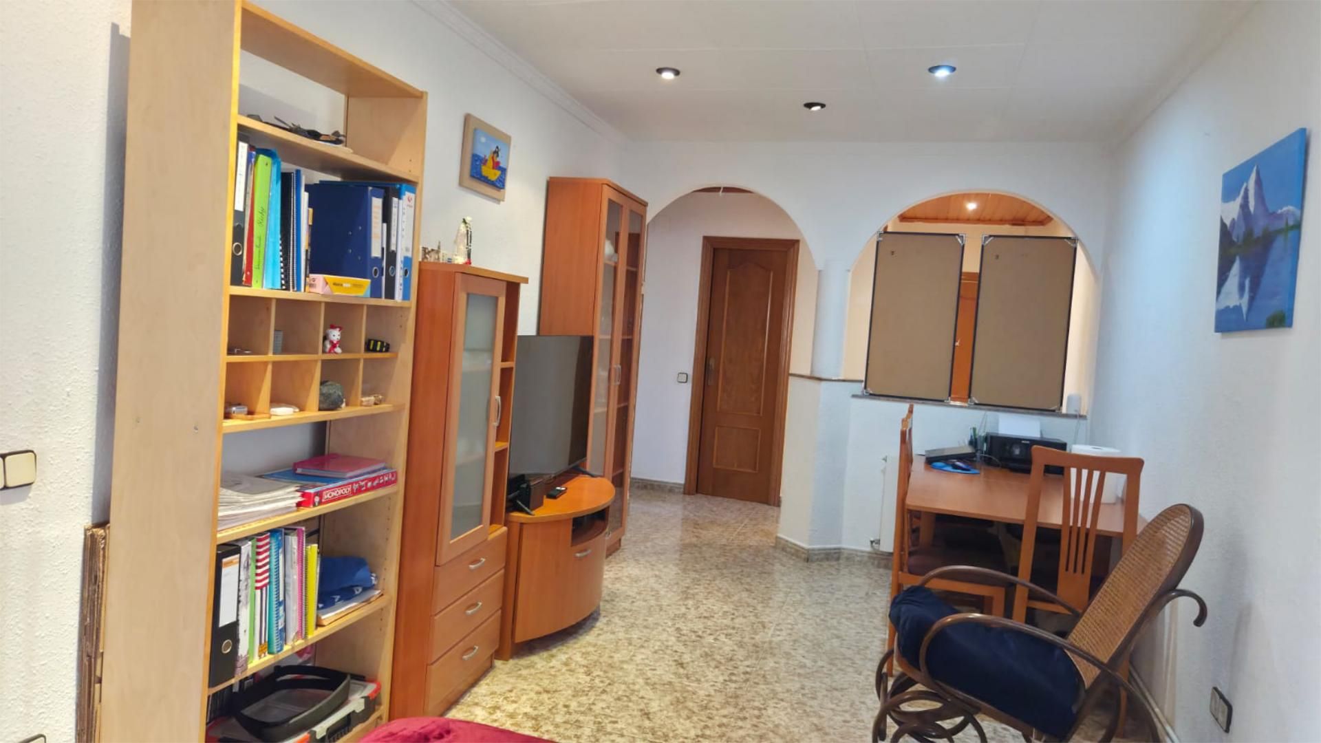 Piso en venta en Carrer de la Circumvaŀlació, 27, La Roureda Piso en venta en Viladecans con Aire acondicionado y Balcón