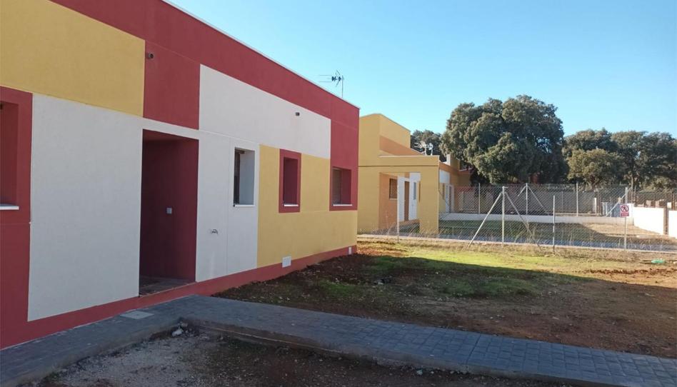 House or chalet for sale in Calle de la Zarca, 11, Chiloeches, Guadalajara - image 1 Photo 1 of House or chalet for sale in Calle de la Zarca, 11, Chiloeches, Guadalajara