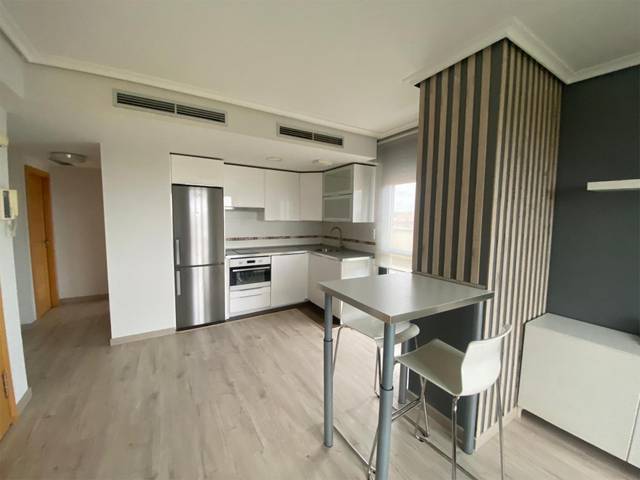 Ático en Alquiler en Calle Río Guadiana, 7 en Lardero