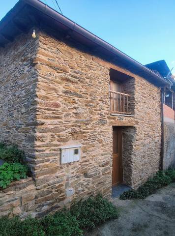 Piso en Alquiler en Rúa Tallos, 18 en Quiroga