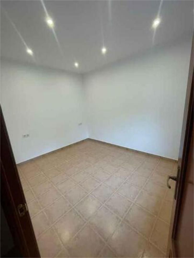 Single-family semi-detached to rent in Estación