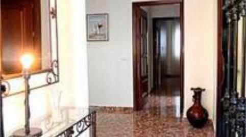 Single-family semi-detached to rent in San José de la Rinconada, Sevilla - image 3 Photo 3 of Single-family semi-detached to rent in San José de la Rinconada, Sevilla