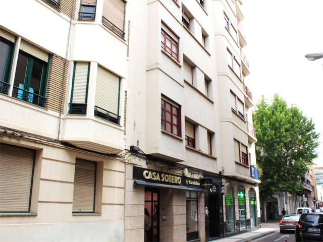 Piso en Venta en Calle de Ponciano Ponzano, 16 en Paseo Independencia