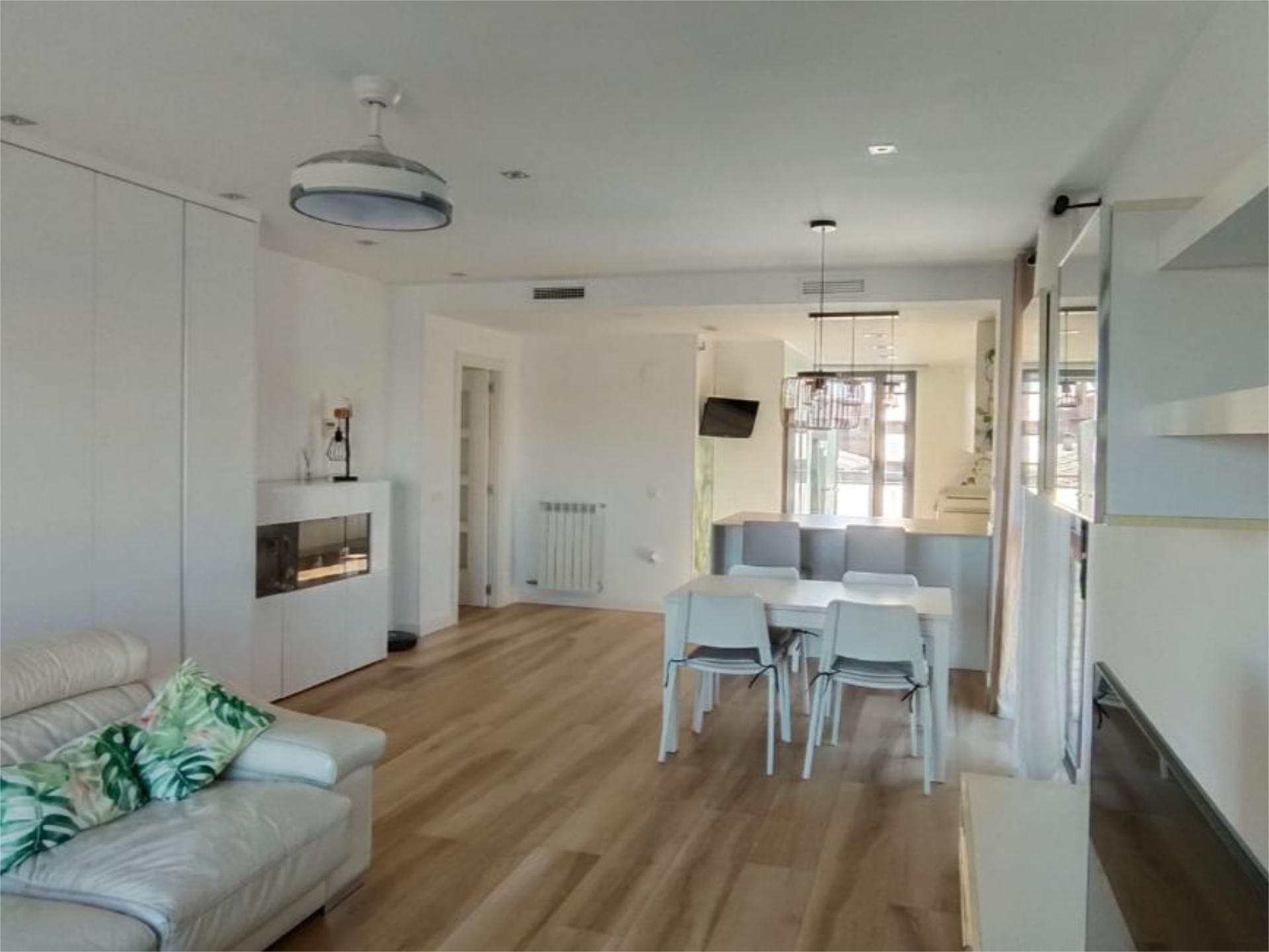 Wohnung zum Verkauf in Calle de Juan Antonio Bardem, 1, Utebo Wohnzimmer von Wohnung zum Verkauf in Utebo mit Klimaanlage, Terrasse und Balkon