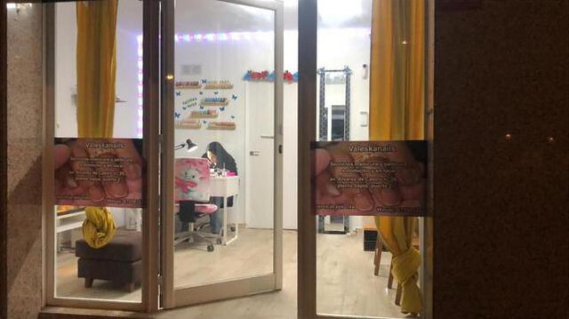 Local de lloguer en L'Hospitalet de Llobregat amb Aire condicionat