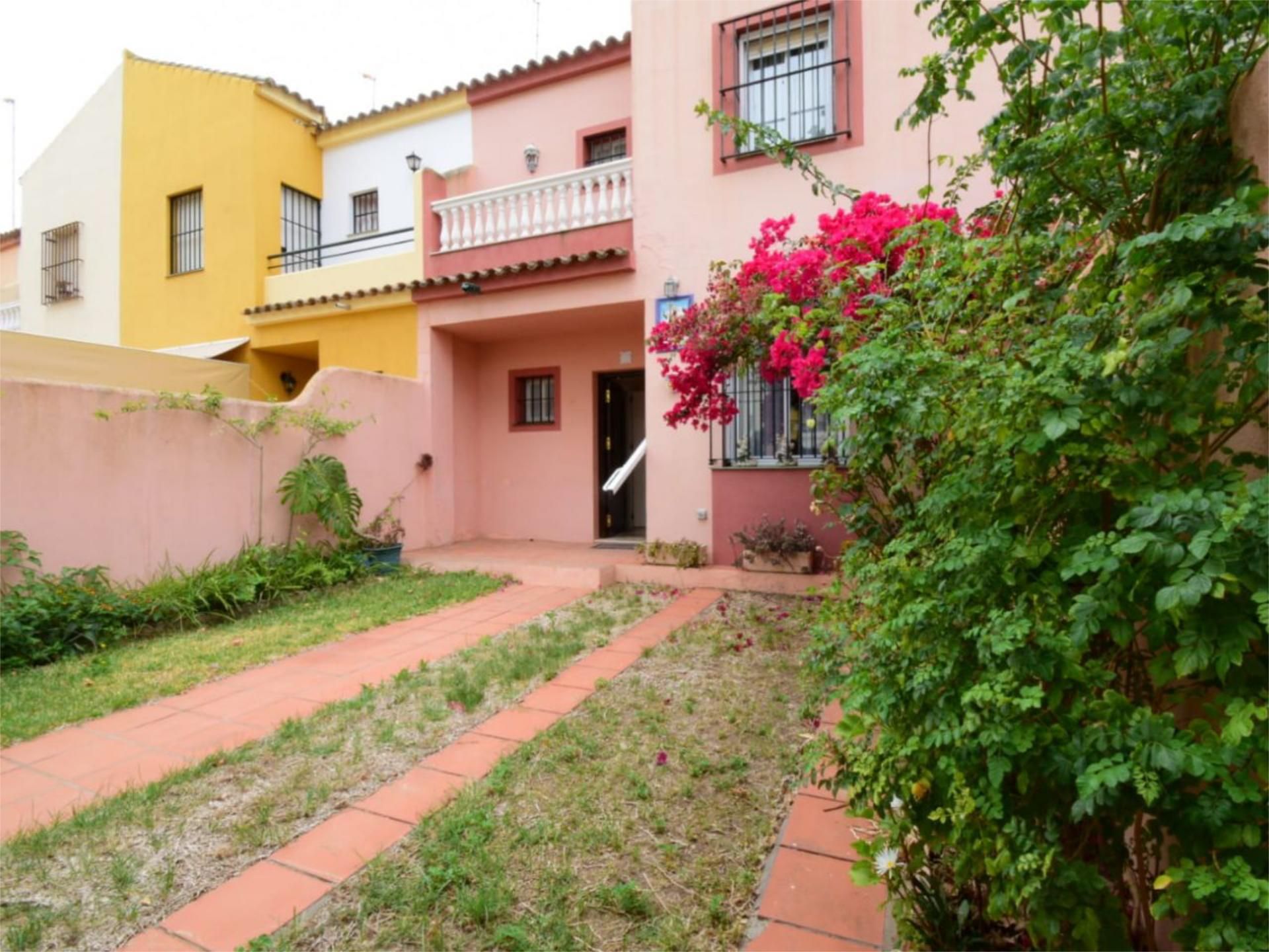 Casa adosada en venda a Avenida de la Laguna, 130, La Laguna Jardí de Casa adosada en venda en Chipiona amb Terrassa i Balcó