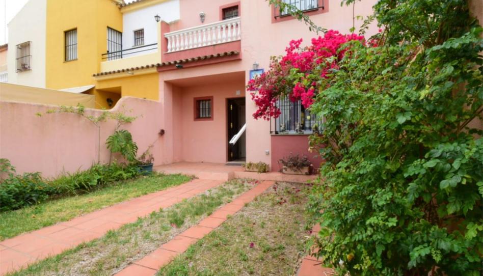 Casa adosada en venda a Avenida de la Laguna, 130, La Laguna, Cádiz - imatge 1 Foto 1 de Casa adosada en venda a Avenida de la Laguna, 130, La Laguna, Cádiz