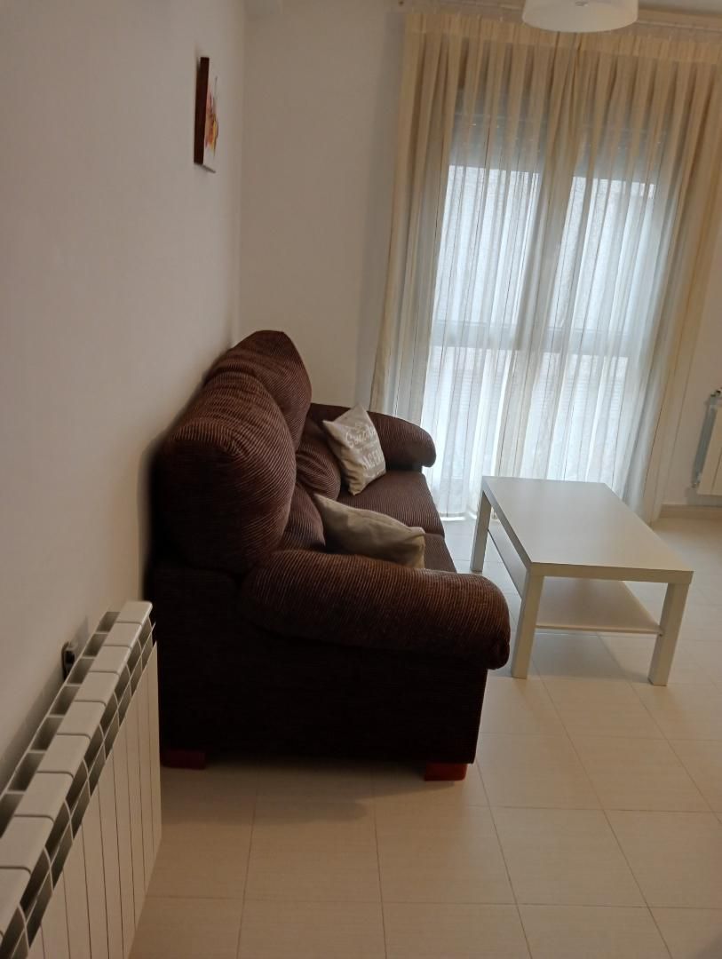 Living room of Flat to rent in Alcázar de San Juan  with Heating and Furnished