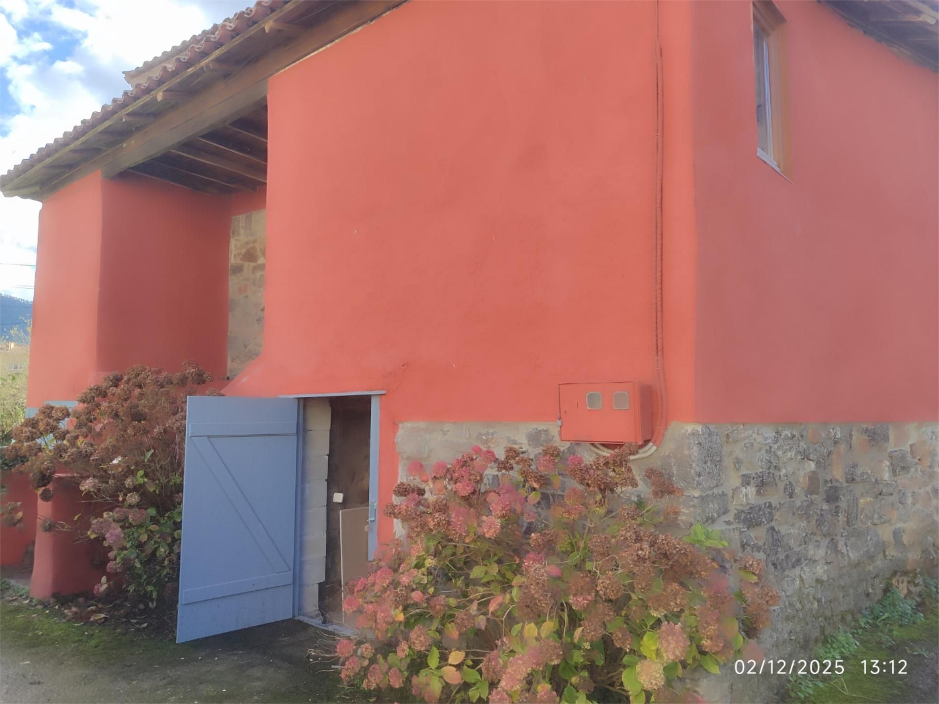 Exterior view of Single-family semi-detached to rent in Parres  with Heating, Storage room and Furnished