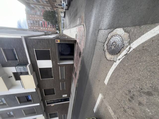 Garaje en Alquiler en Calle Velarde, 36 en Linarejos