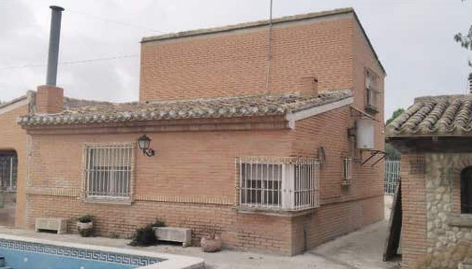 Casa adosada en venta en Mula, Murcia - imagen 1 Foto 1 de Casa adosada en venta en Mula, Murcia