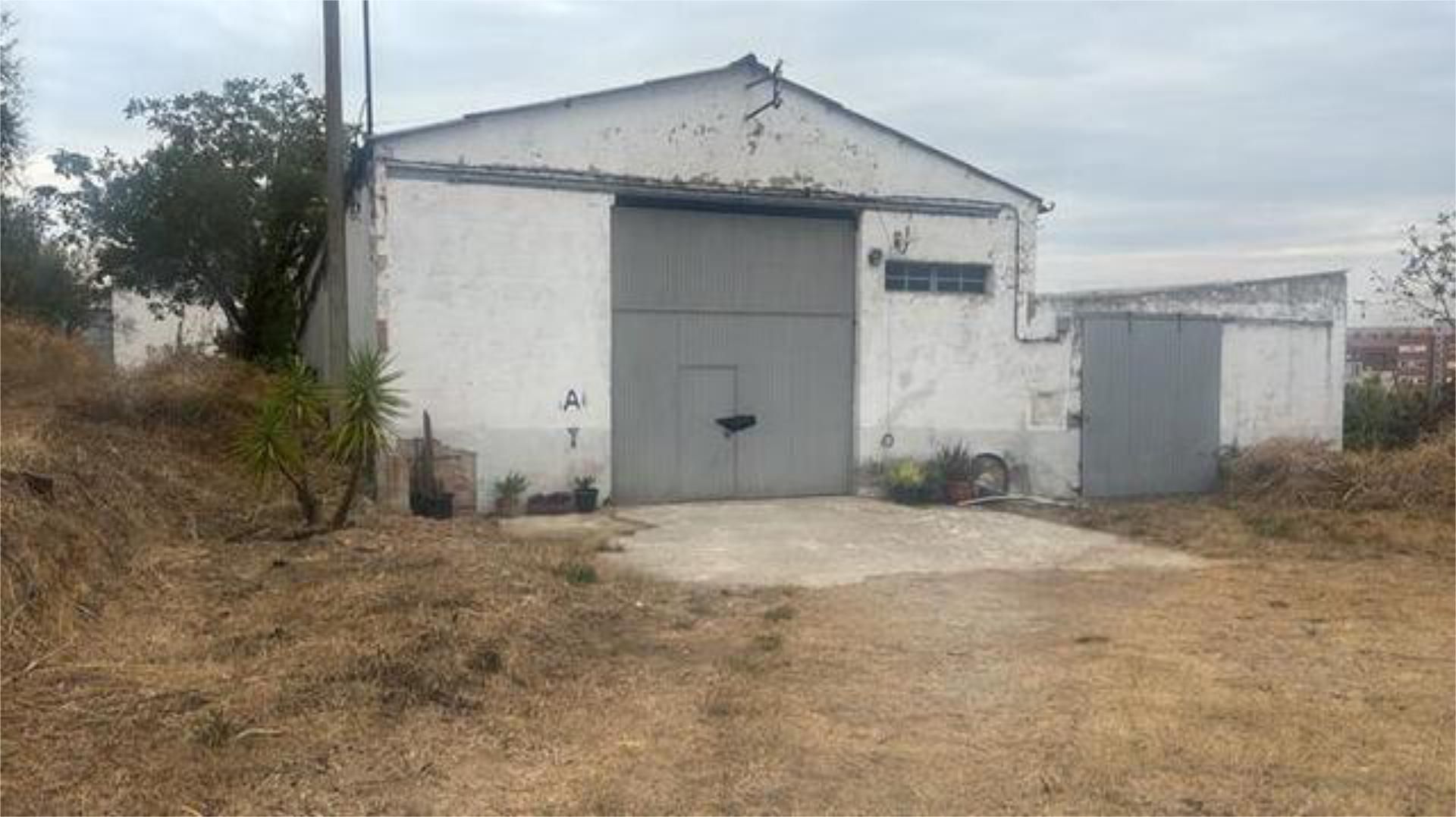 Vista exterior de Nau industrial de lloguer en  Logroño