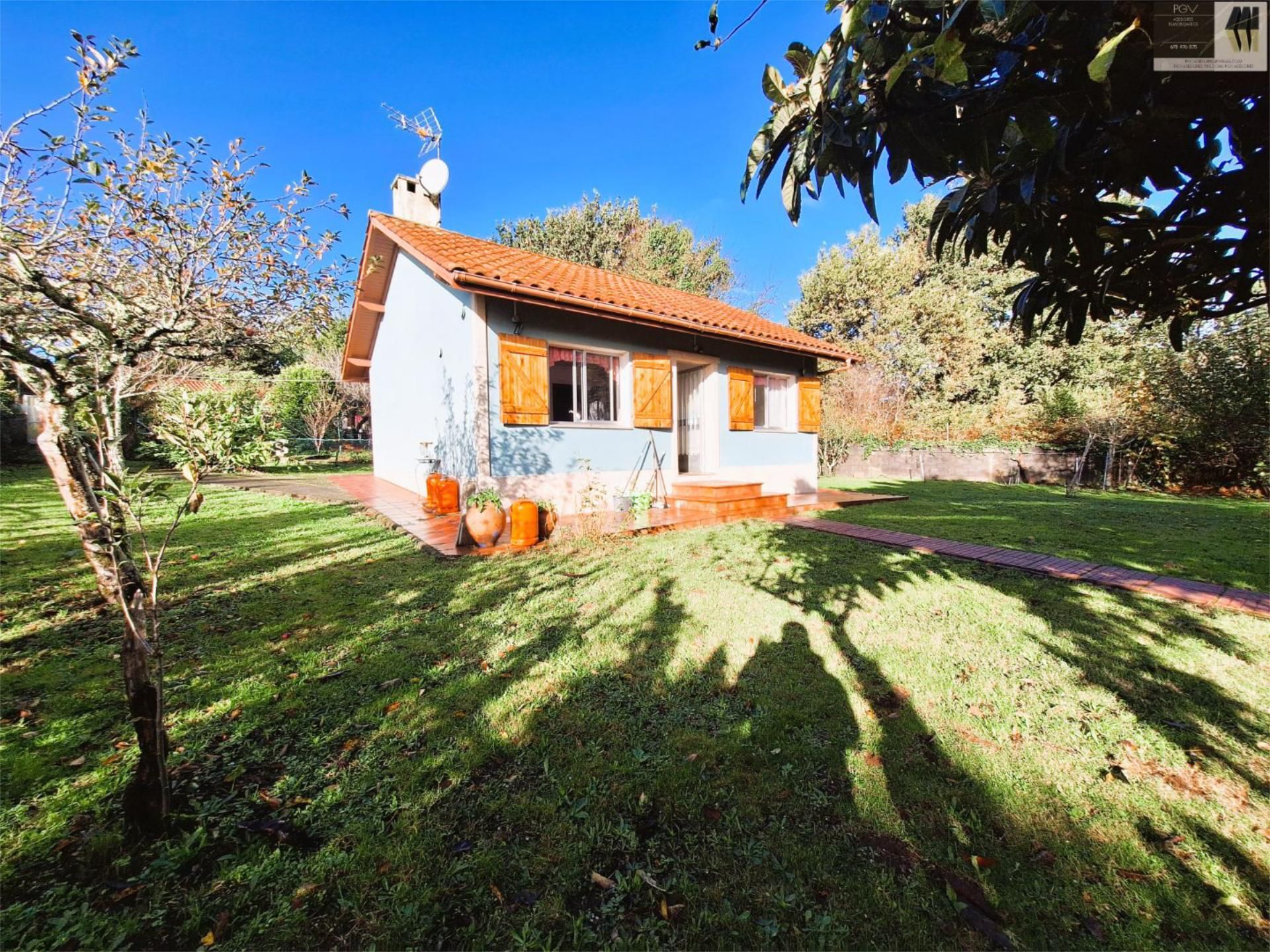 House or chalet for sale in Lugar Burricios, 41, Oza dos Ríos Garden of House or chalet for sale in Oza dos Ríos with Heating, Private garden and Terrace