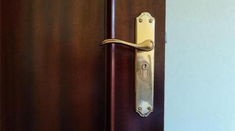 Foto 4 de Piso de alquiler en As Travesas - Balaídos, Pontevedra