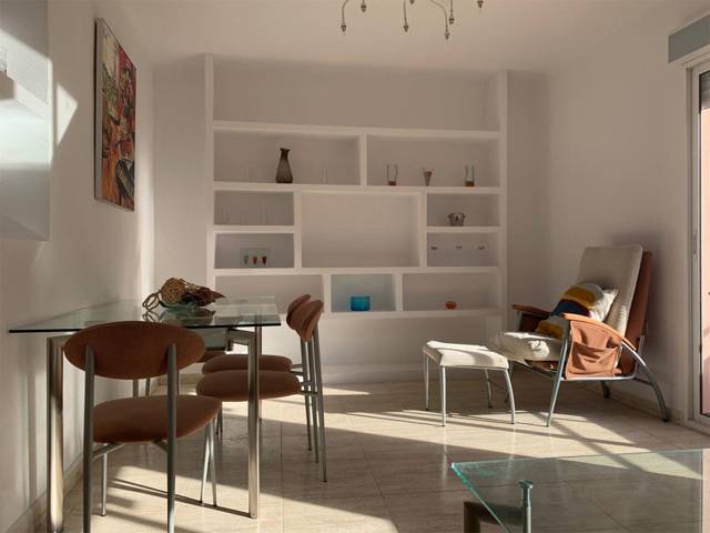 Piso en Alquiler en Calle Marta Barrié, 1 en Carolinas Altas