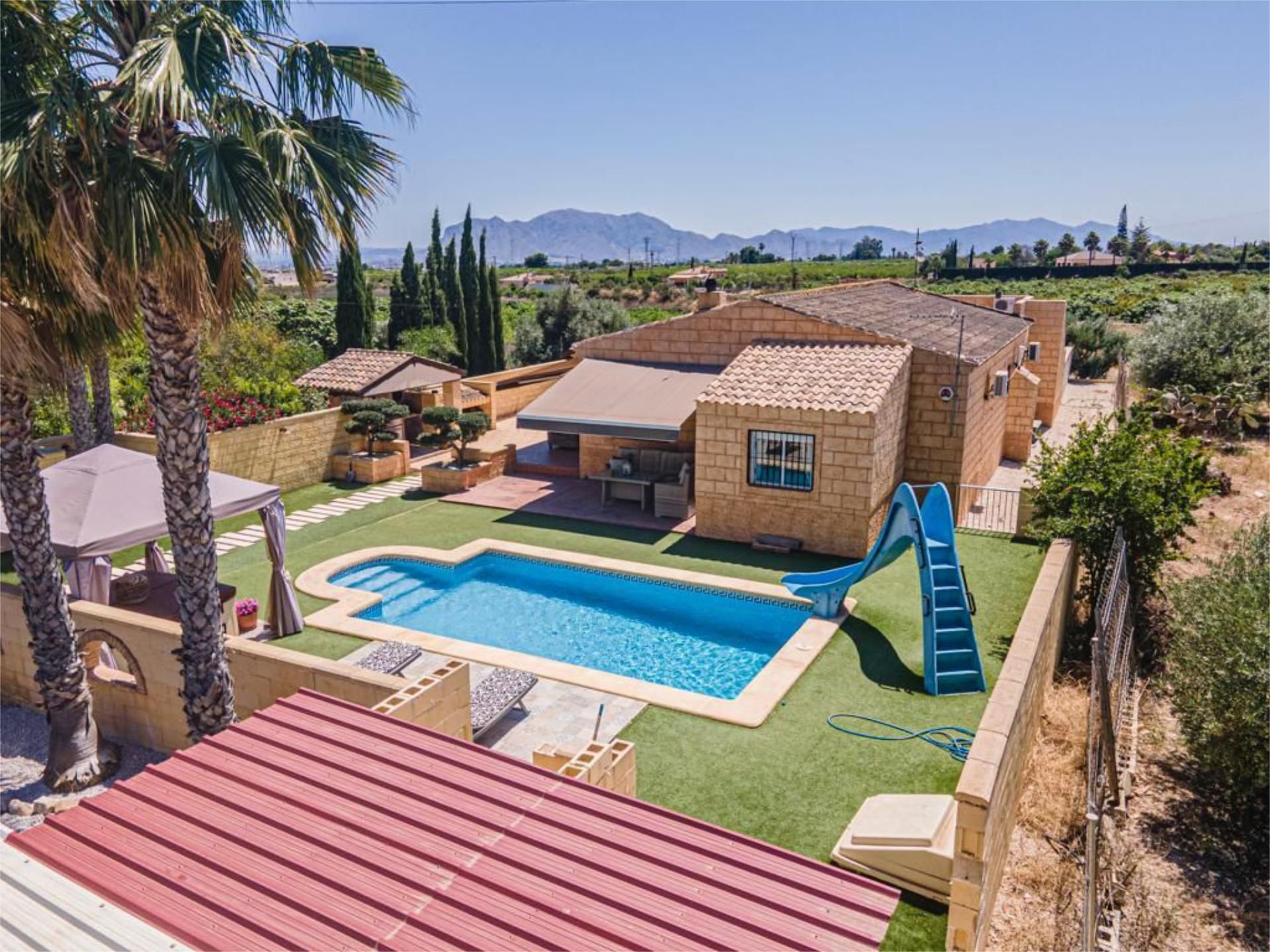 Garden of Flat for sale in Albatera  with Air Conditioner, Private garden and Parquet flooring