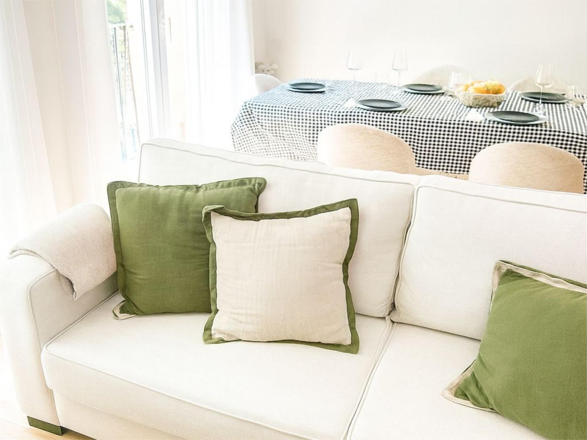 Dormitori de Pis en venda en  Madrid Capital amb Aire condicionat, Terrassa i Balcó