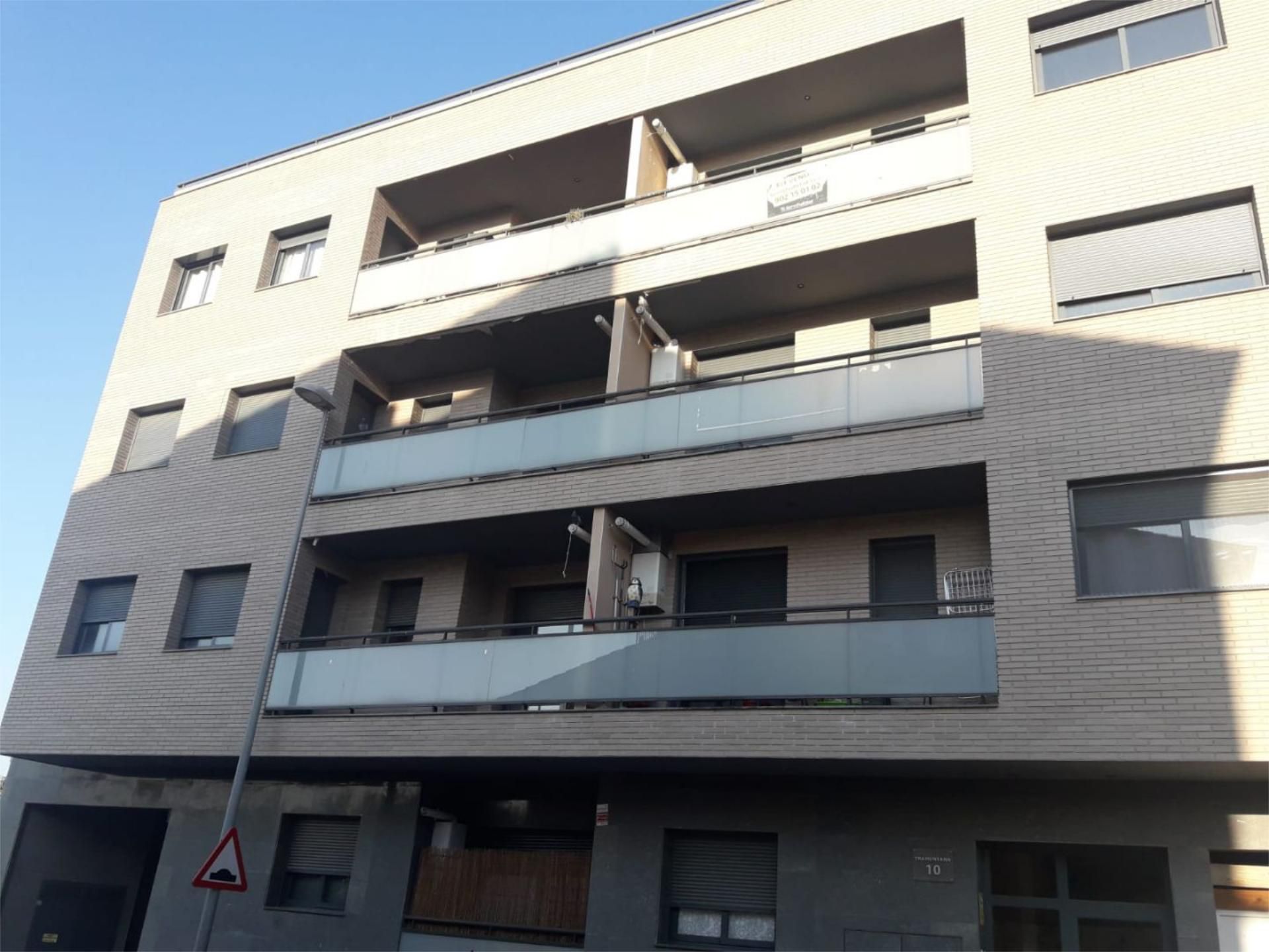 Vista exterior de Apartament de lloguer en Alcarràs amb Traster, Aparcament comunitari i Balcó