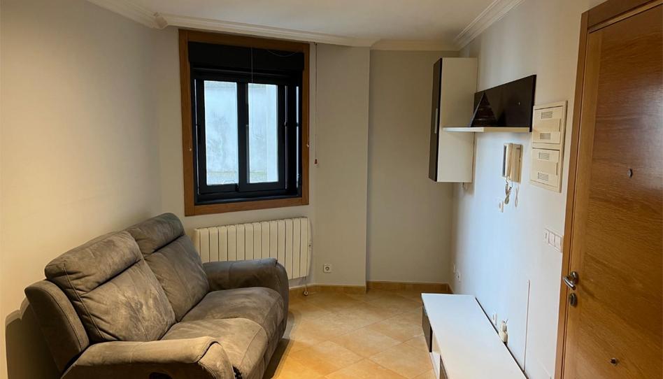 Foto 1 de Piso de alquiler en Avenida de Castrelos, 139, Sardoma - Castrelos, Pontevedra