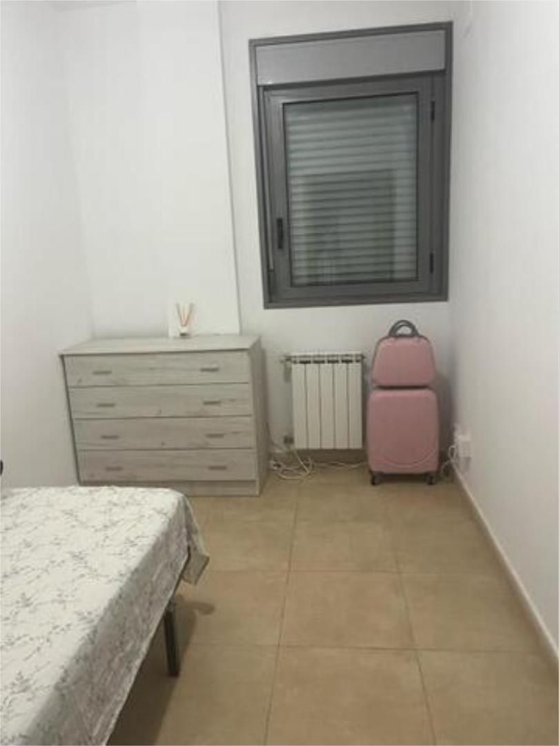 Piso para compartir en Santa Bàrbara Piso para compartir en Santa Bàrbara